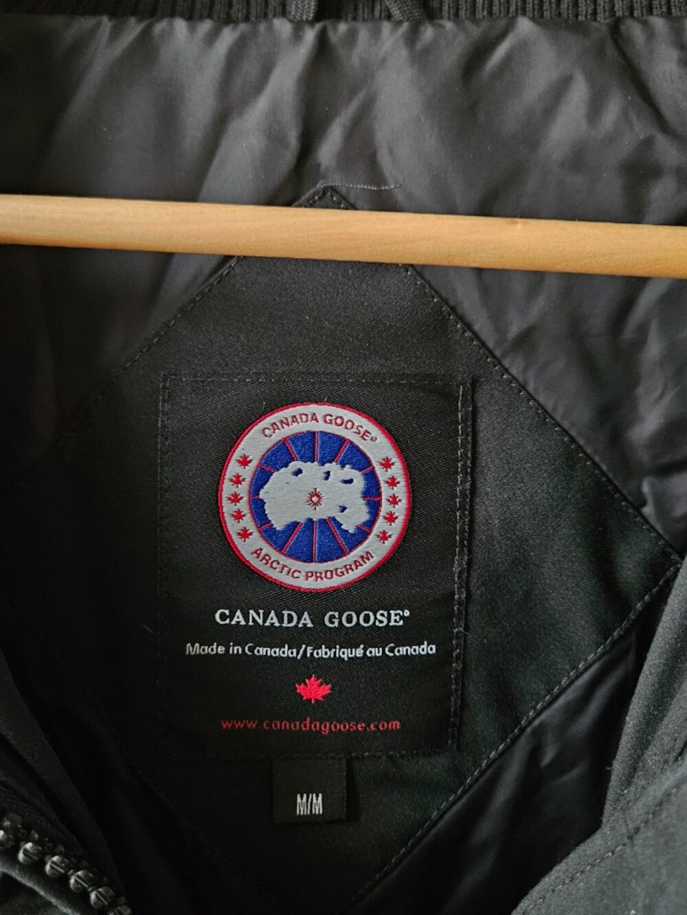 Authentic Canada Goose Bomber Jacket - Picture 4 of 13